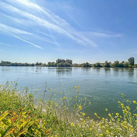 Eco Lodge, Vue Exceptionnelle! * Duclair